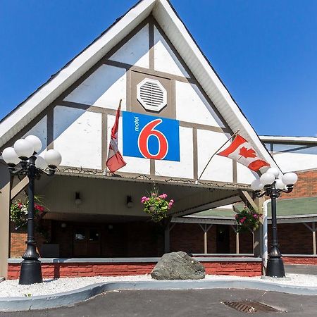 Motel 6-Trenton, On Экстерьер фото